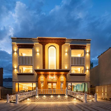 Charmwood Hotel Leh Dış mekan fotoğraf